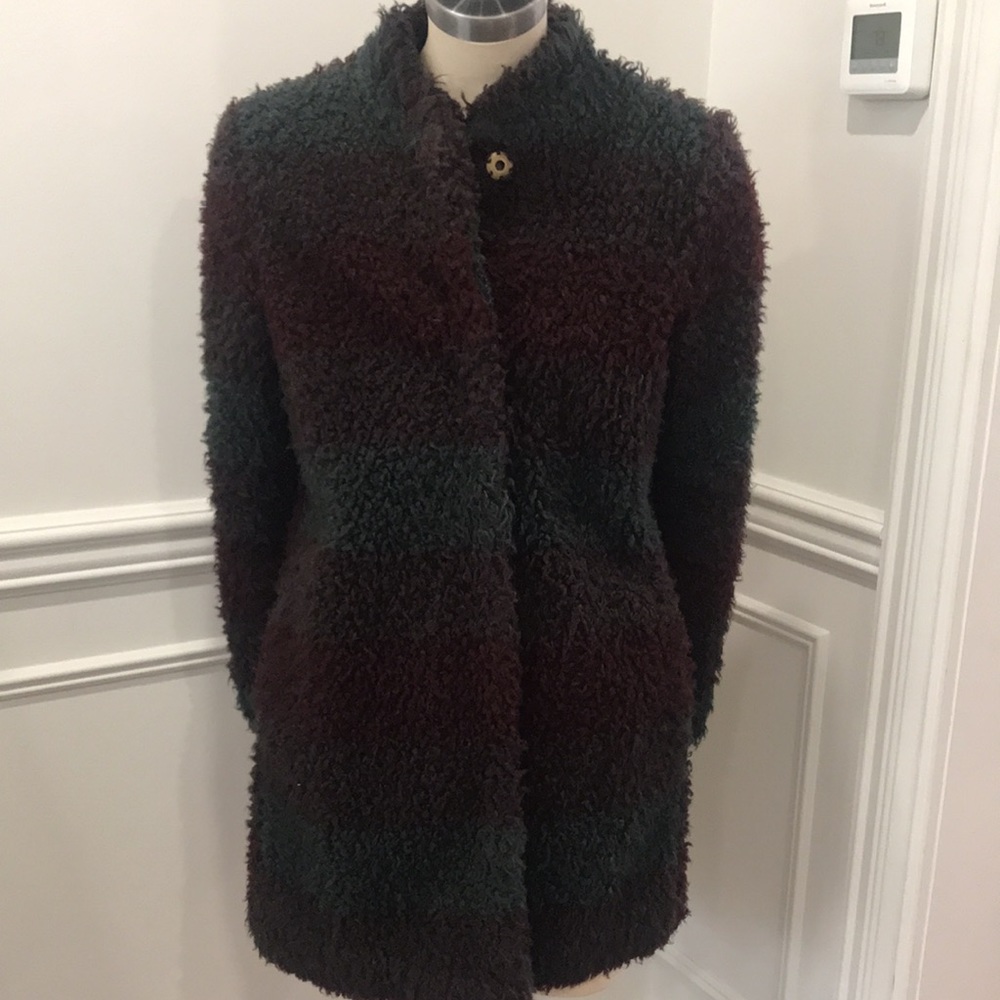 ESPRIT Teddy coat Size M.